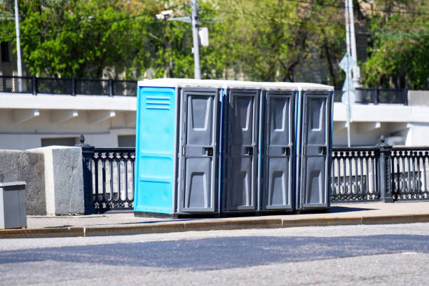 Best Luxury portable toilet rental  in Island Walk, FL