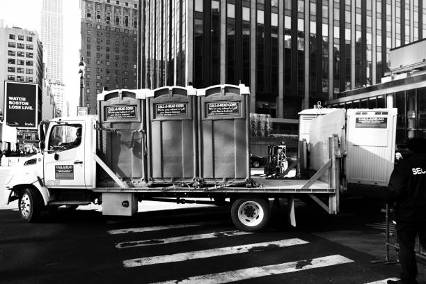 Best Emergency porta potty rental  in Island Walk, FL